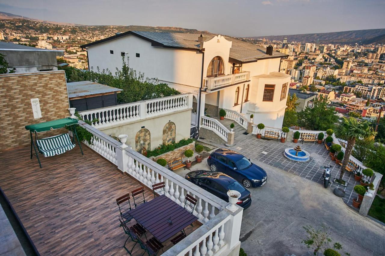 The Hilltop Skyline Hotel Tbilisi Exterior foto