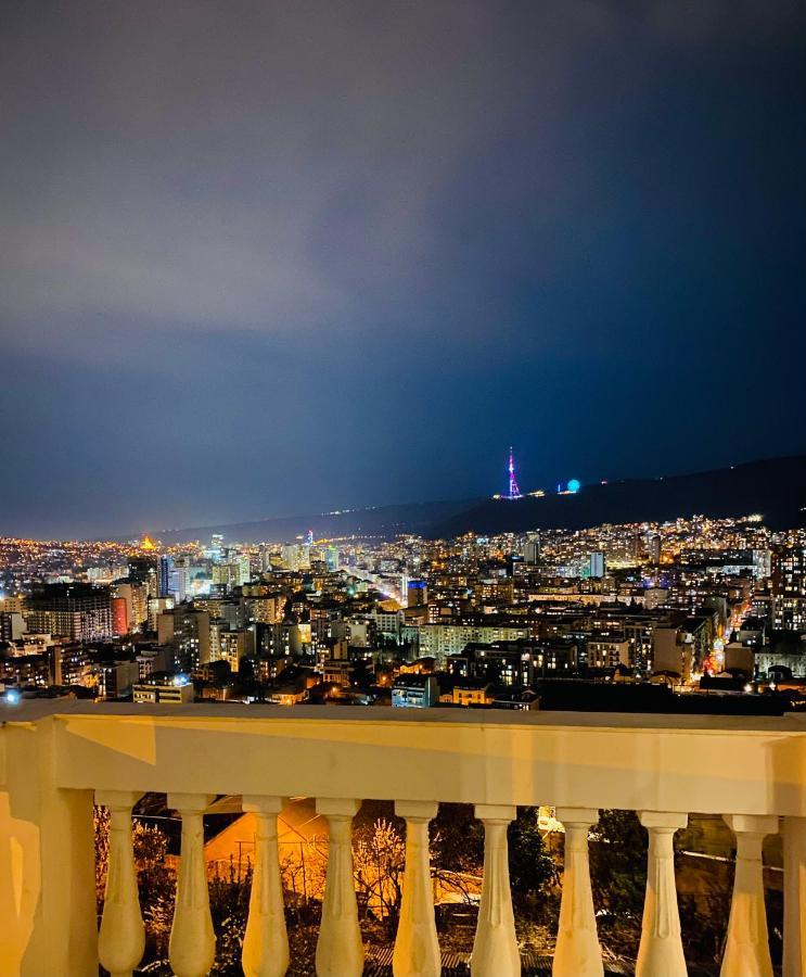 The Hilltop Skyline Hotel Tbilisi Exterior foto